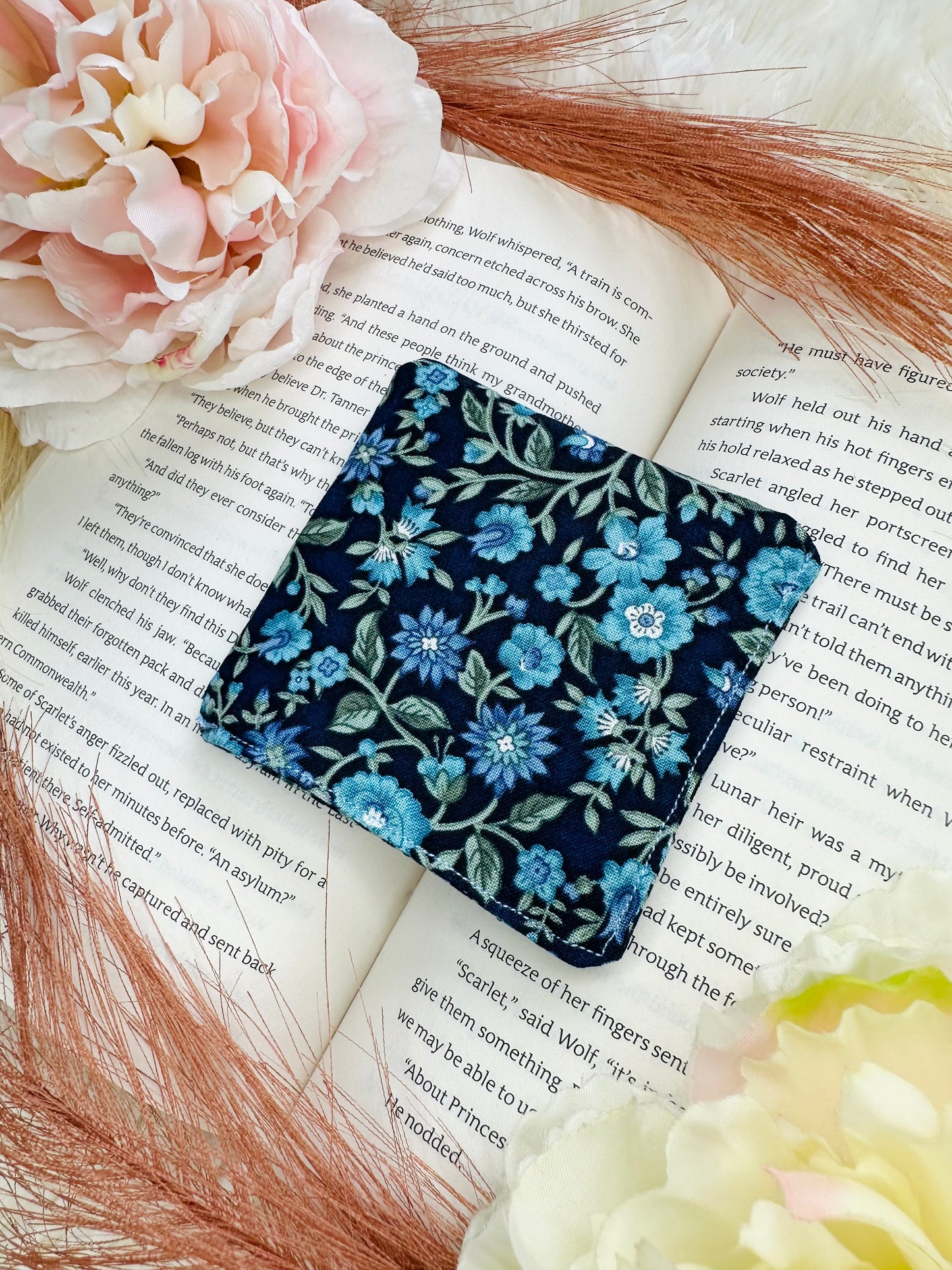 Set Of 2 Seabreeze Meadow Corner Bookmarks