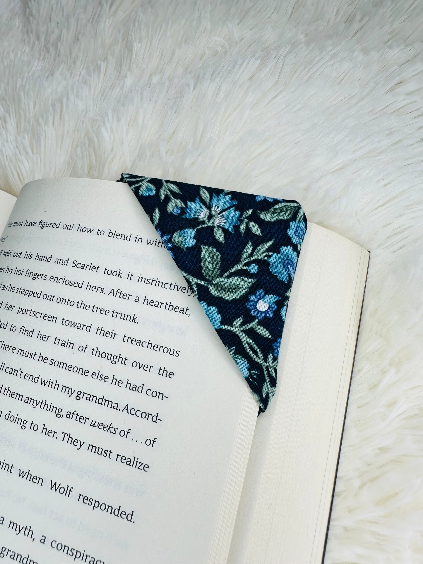 Set Of 2 Seabreeze Meadow Corner Bookmarks