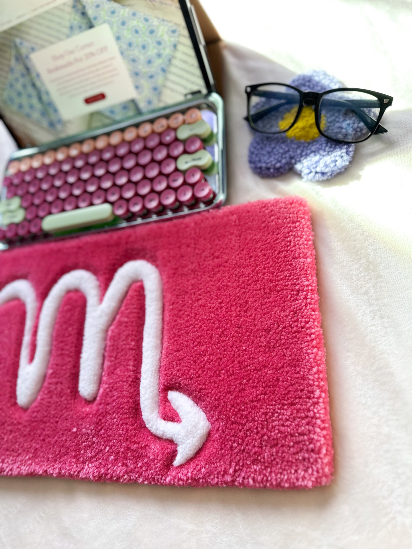 Pink Scorpio Keyboard Rug Mat