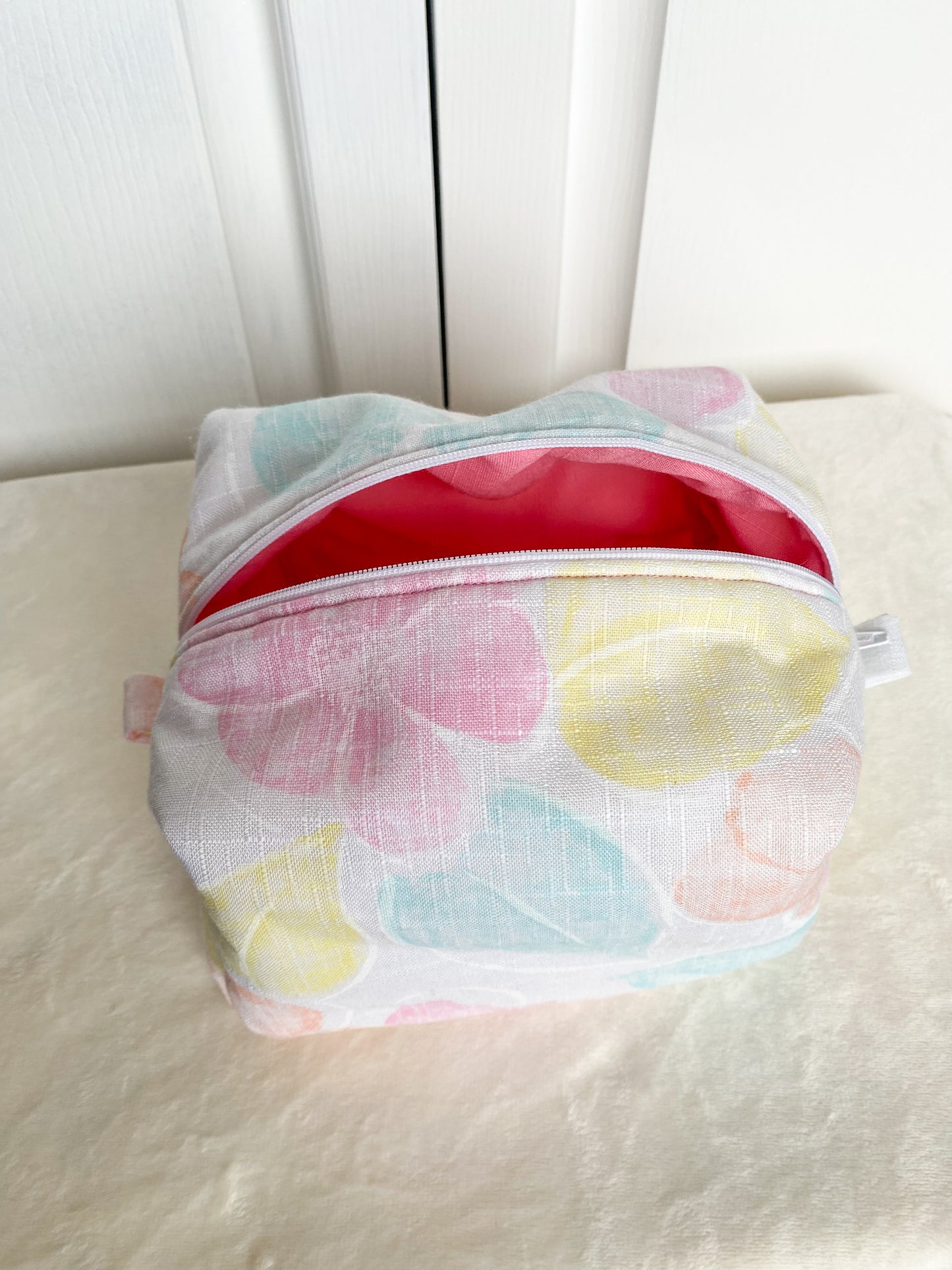 Pastel Garden Makeup Box Pouch