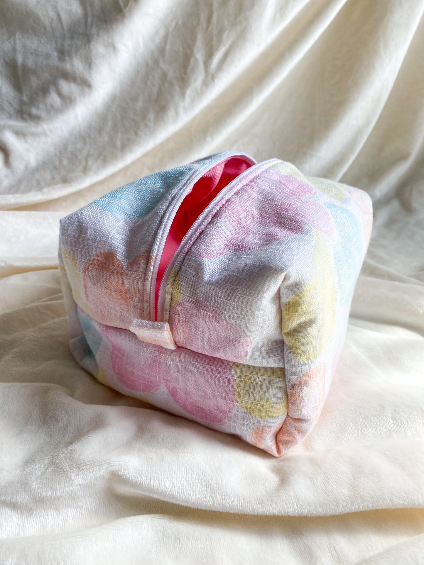 Pastel Garden Makeup Box Pouch