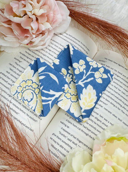 Set Of 2 Golden Blooms Corner Bookmarks