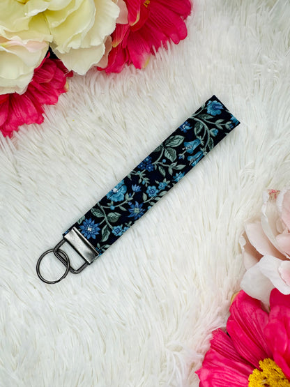 Seabreeze Meadow Wristlet