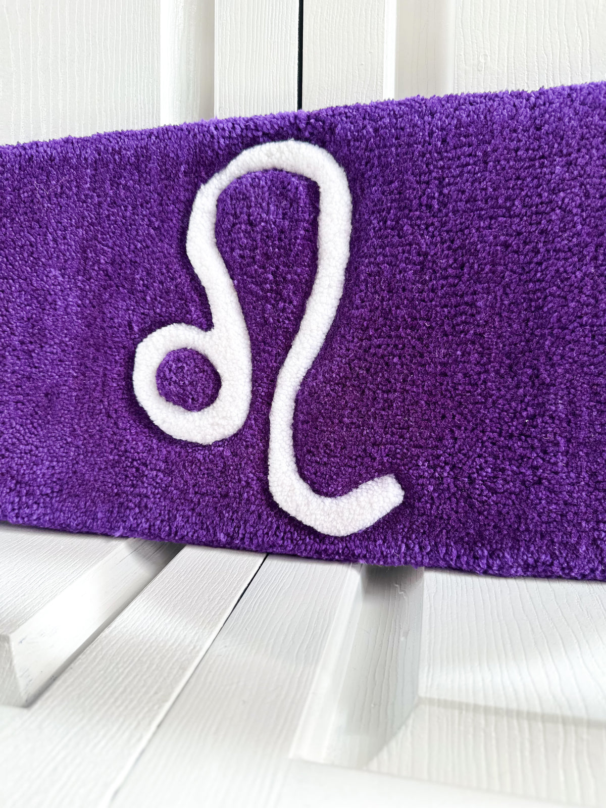 Dark Purple Leo Keyboard Wrist Rest