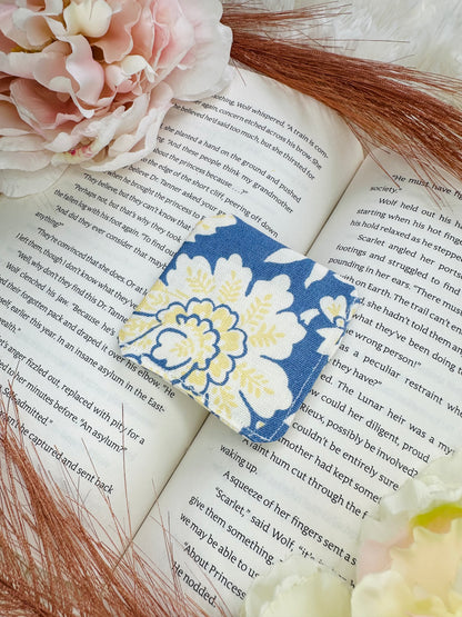 Set Of 2 Golden Blooms Corner Bookmarks