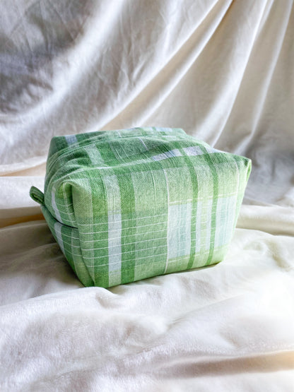 Evergreen Hue Makeup Box Pouch