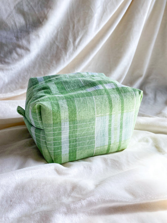 Evergreen Hue Makeup Box Pouch