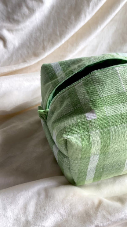 Evergreen Hue Makeup Box Pouch